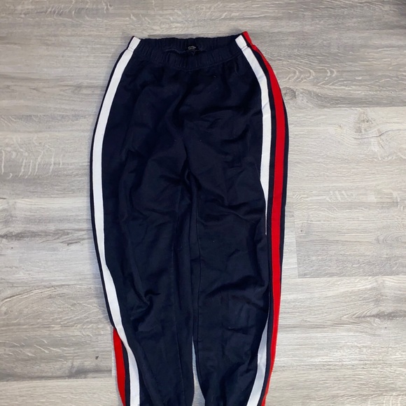 brandy melville sweatpants - Picture 4 of 4